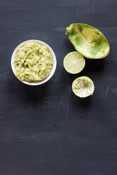 Guacamole, salsa de salsa de aguacate — Foto de Stock