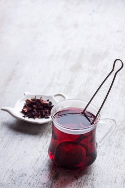 Hibiscus bitki çayı