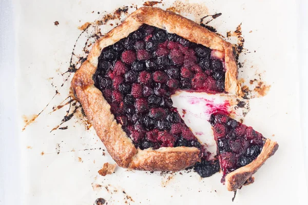 Berry galette on parchment paper — Stock Photo, Image