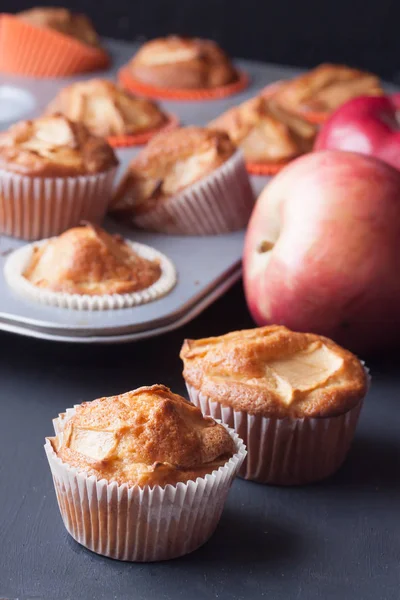 Tatrosige Apfelmuffins — Stockfoto