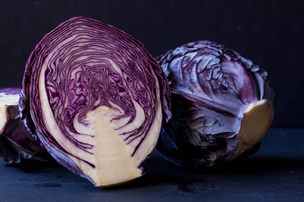 Purple cabbage on a black background — Stock Photo, Image