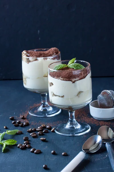 Tiramisu desserts in glasses — Stock Photo, Image