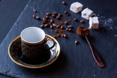 Türk kahvesi ve Türk lokumu