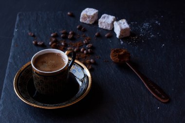 Türk kahvesi ve Türk lokumu