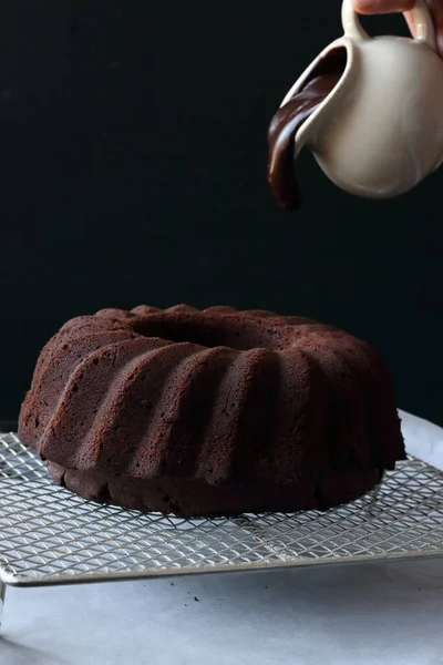 Домашній Шоколадний Торт Шоколадним Соусом — стокове фото