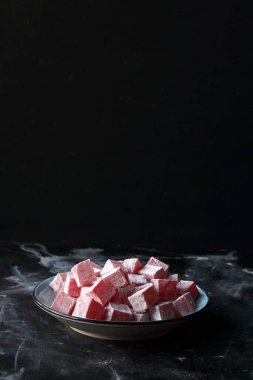 Gül aromalı Türk Lokumu