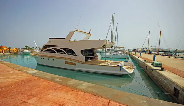 Yachthafen, Hurghada, Ägypten. — Stockfoto