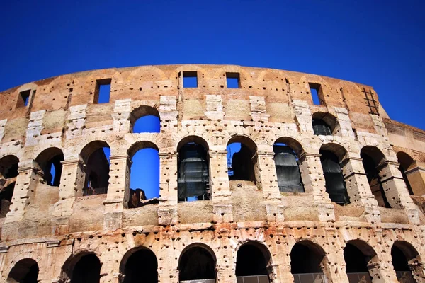 Roma Talya Daki Antik Kolezyum — Stok fotoğraf