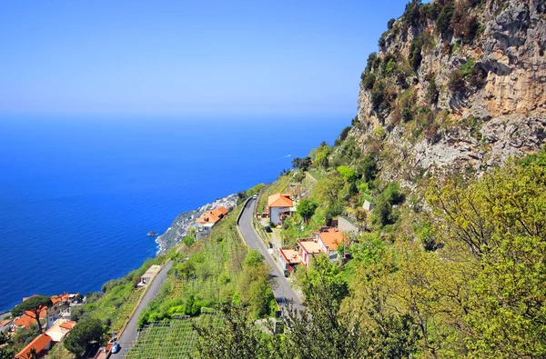 Güzel Amalfi sahili manzarası. İtalya