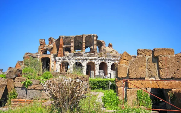 Santa Maria Capua Vetere amfitiyatro Capua'daki