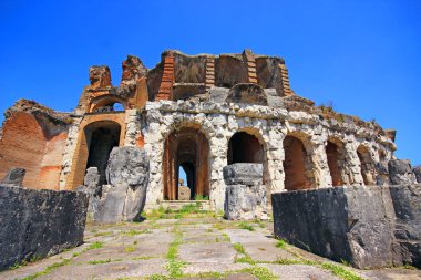 Santa Maria Capua Vetere amfitiyatro Capua'daki