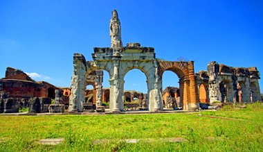 Santa Maria Capua Vetere amfitiyatro Capua'daki