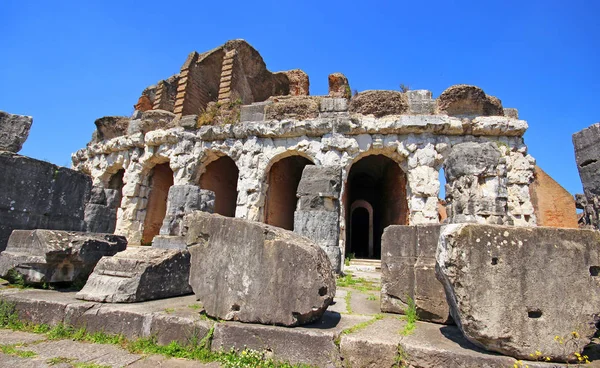 Santa Maria Capua Vetere amfitiyatro Capua'daki