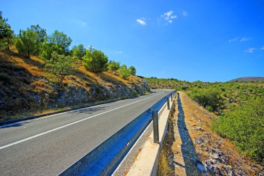Cetina Nehri, Omis, Dalmaçya, Hırvatistan görünümünü
