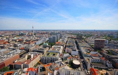 Berlin siluetinin havadan görünümü. Almanya