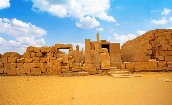 Anscient Tapınağı Karnak Luxor - yıkık Thebes Mısır