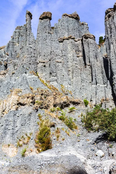 Acantilados Puntiagudos Del Valle Putangirua Pináculos Isla Norte Nueva Zelanda — Foto de Stock