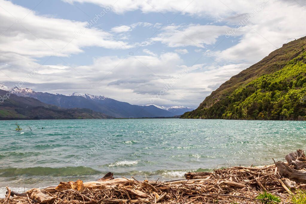 Lake View. Wanaka lake. South Island, New Zealand
