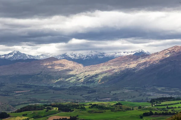 Queenstown Neighborhood Storm Clouds South Island New Zealand — Stock Photo, Image