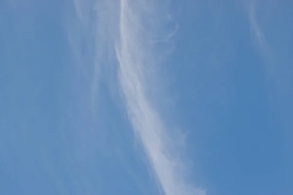 Blue sky with clouds — Stock Photo, Image