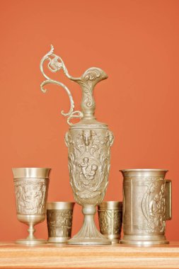 Nesneleri dekoratif kaplar. Tasarım öğeleri