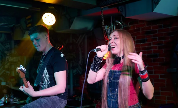 Saratov Russia Maart 2019 Een Jonge Rockband Treedt Het Podium — Stockfoto