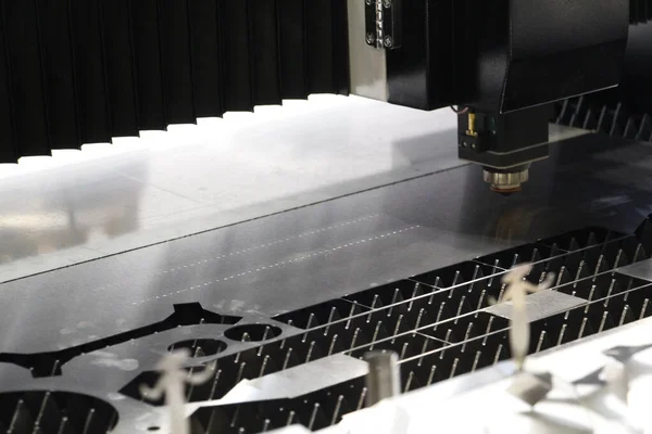 Máquina laser para metal. Sistema de controle CNC . — Fotografia de Stock