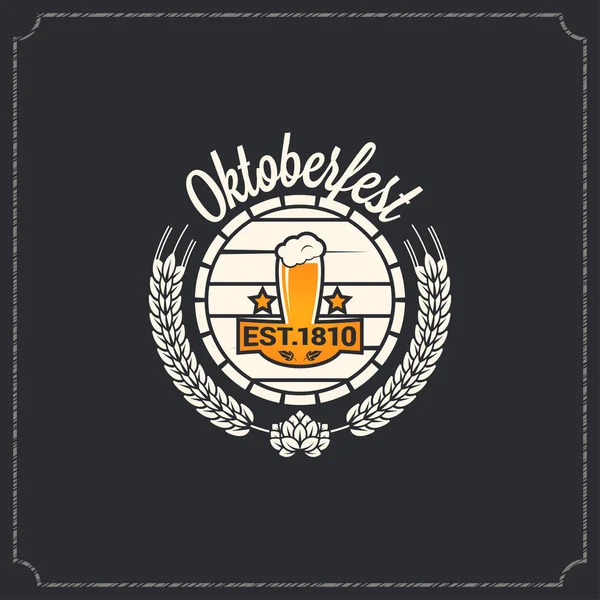 Oktoberfest logo ontwerp achtergrond — Stockvector