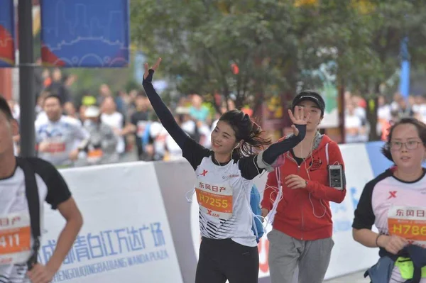 Chiny Chiński Syczuan Chengdu maraton Running — Zdjęcie stockowe