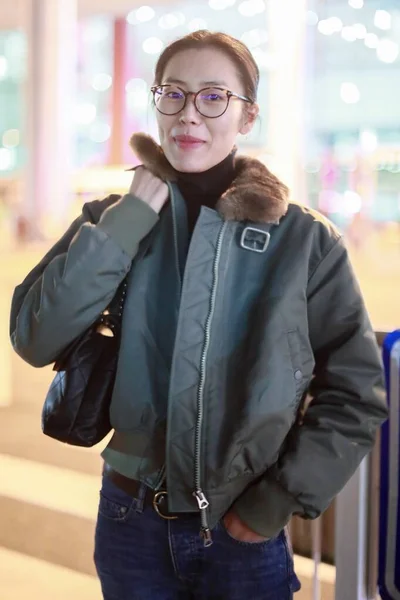 Chiny Liu Wen mody strój Beijing Airport — Zdjęcie stockowe