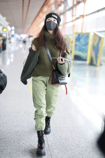 中国林云时装装扮北京机场 — 图库照片