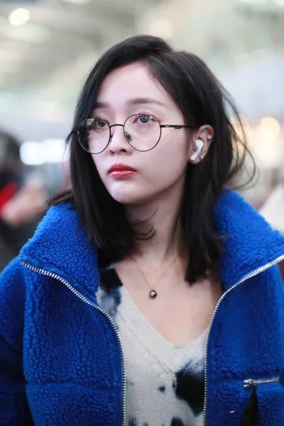 Chiny Wu Xuanyi mody strój Beijing Airport — Zdjęcie stockowe