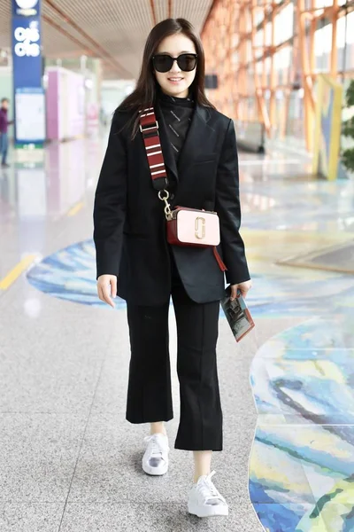 CHINA LANDY LI FASHION OUTFIT BEIJING AIRPORT — Stock Photo, Image