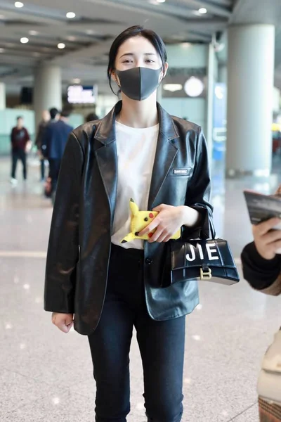 CHINA ZHOU JIEQIONG FASHION FUERA DEL AEROPUERTO DE BEIJING — Foto de Stock