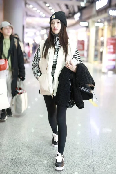 China Jelly Lin Moda roupa Beijing Airport — Fotografia de Stock