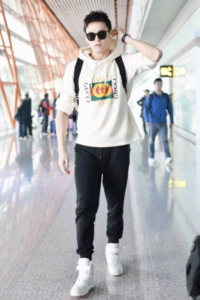 CHINE AÉROPORT DE BEIJING CHINOIS AUDITION DU SUN YANG DE SNAPSHOT — Photo