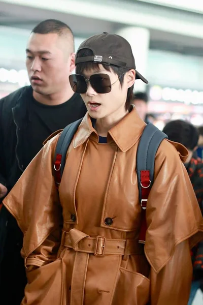 CHINA CHRIS LEE FASHION OUTFIT BEIJING AIRPORT — Stock Photo, Image