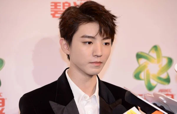 CHINA CHINESE BEIJING SINGER KARRY WANG JUNKAI TFBOYS — 스톡 사진