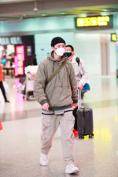 Chinese Pop Singer Actor Wei Chen Vision Wei Arrives Beijing — Stock Photo, Image