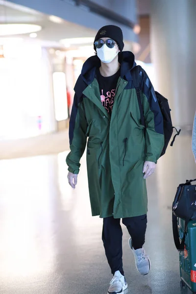 Китайський Актор Співак Чжен Юнлун Прибуває Аеропорту Пекіна Перед Від — стокове фото