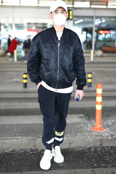 Chinese Actor Qiao Zhenyu Arrives Beijing Airport Landing Beijing China — Stock Photo, Image