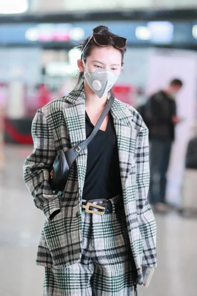 Chinese Actress Zhang Yuxi Arrives Beijing Airport Departure Beijing China — Stock Photo, Image