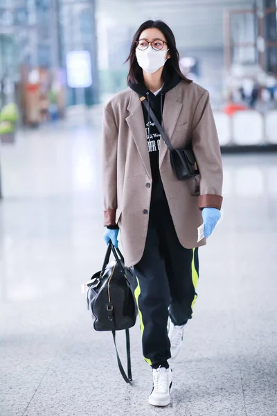 Modèle Chinois Liu Wen Arrive Aéroport Pékin Avant Son Départ — Photo