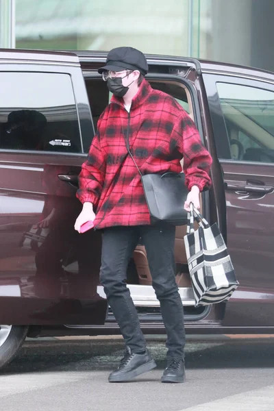 Chinese Singer Songwriter Wang Weijia Mao Arrives Beijing Airport Departure — Stock Photo, Image