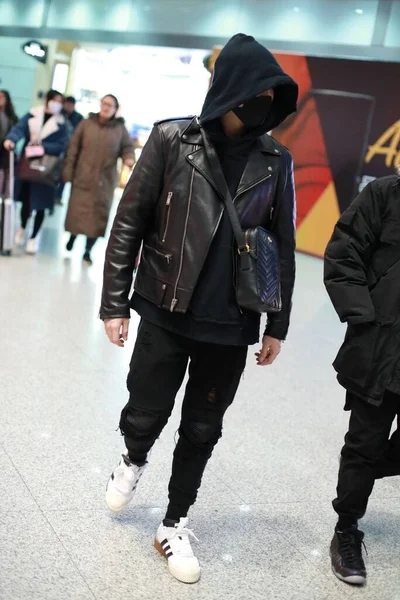 Chinese Actor Singer Tan Jianci Arrives Beijing Airport Landing Beijing — Stock Photo, Image