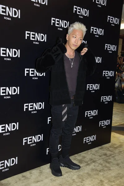 Dong Young Bae Sahne Adıyla Taeyang Veya Sol Güney Koreli — Stok fotoğraf