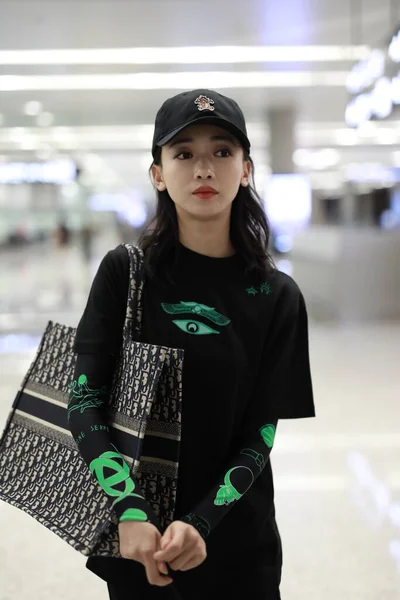 Kínai Színésznő Jiyan Jelenik Meg Repülőtéren Shanghai Kína Augusztus 2019 — Stock Fotó