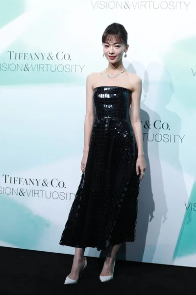 Jinyan Kínai Színésznő Részt Vesz Tiffany Promóciós Eseményén Sanghajban Kínában — Stock Fotó