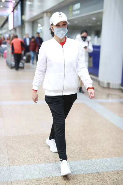 Kinesisk Skådespelerska Och Affärskvinna Liu Xiaoqing Anländer Till Flygplats Före — Stockfoto
