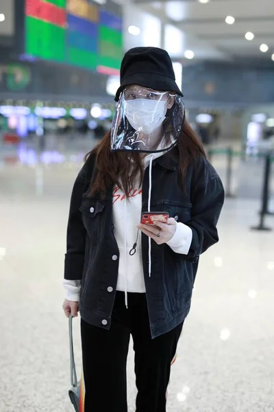Kinesiska Skådespelerskan Zhang Meng Eller Alina Zhang Anländer Till Pekings — Stockfoto